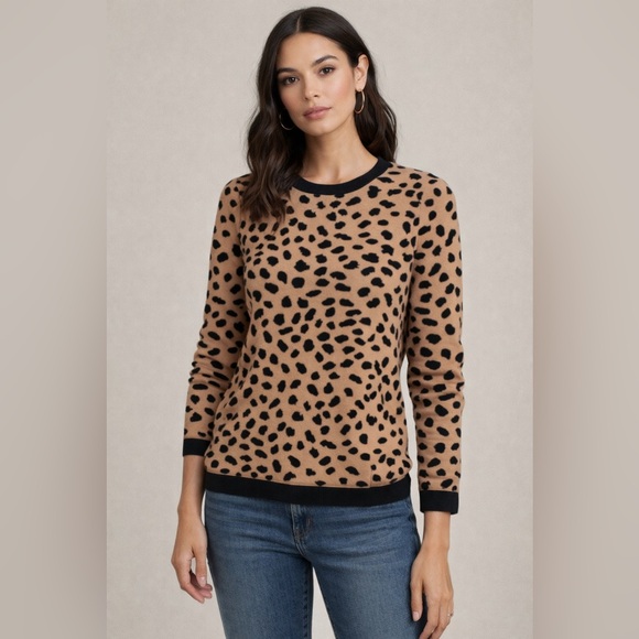 H by Halston Sweaters - Halston Leopard Print Crew Neck Sweater Size S Animal Print Soft Luxe Pullover